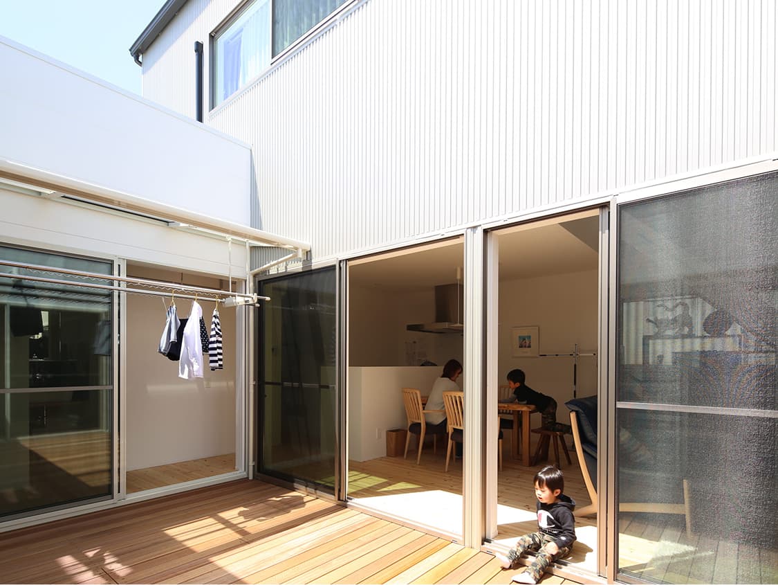 開放感≠外からの視線のイメージ画像（中庭）